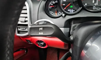 Porsche Cayenne 2016, 126946 км, за 18827.37 USD - фото 33