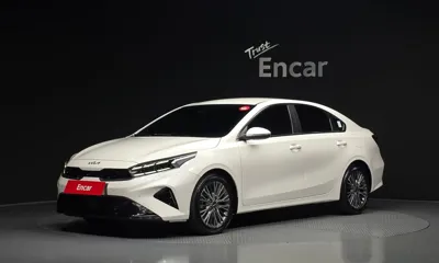 Kia K3 · 2022 год