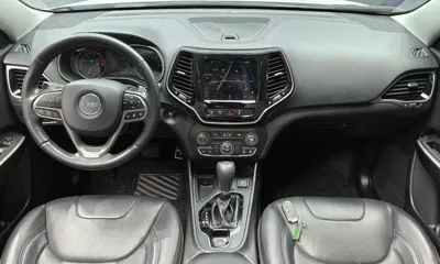 Jeep Cherokee 2020, 76425 км, за 10151.72 USD - фото 7