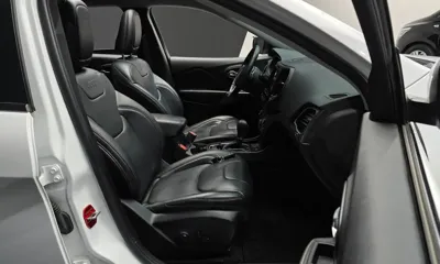 Jeep Cherokee 2020, 76425 км, за 10151.72 USD - фото 26