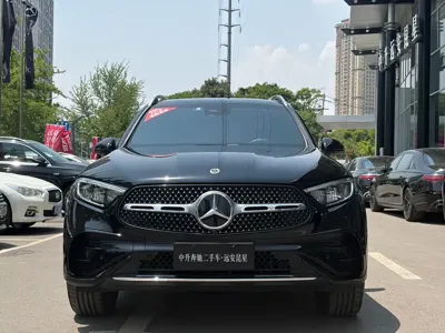Mercedes-Benz GLC 2025, 6000 км, за 49998.88 USD