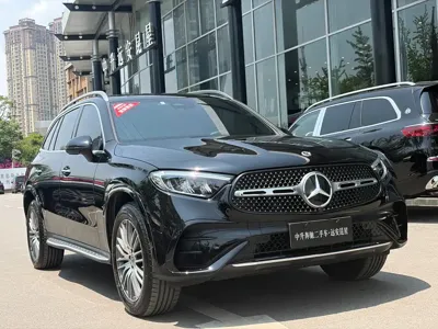 Mercedes-Benz GLC 2025, 6000 км, за 49998.88 USD