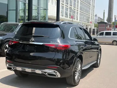Mercedes-Benz GLC 2025, 6000 км, за 49998.88 USD
