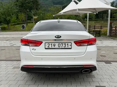 Kia K5 2016, 99000 км, за 6498.62 USD