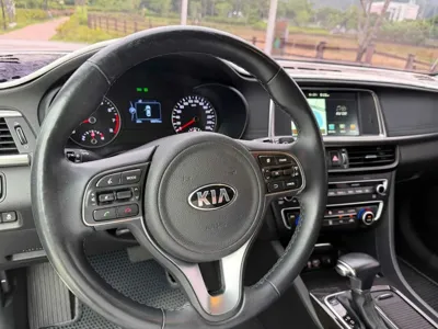 Kia K5 2016, 99000 км, за 6498.62 USD - фото 12