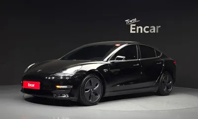 Tesla Model 3 · 2020 год