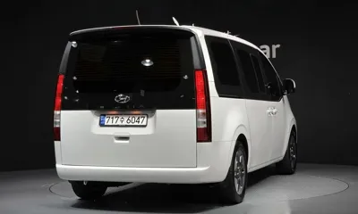Hyundai Staria 2023, 108627 км, за 15547.76 USD