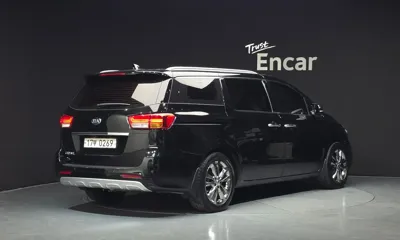 Kia Canival 2016, 144784 км, за 6435.67 USD