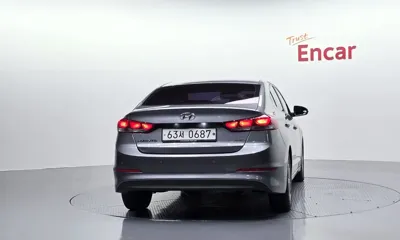 Hyundai Avante 2016, 52846 км, за 7089.41 USD