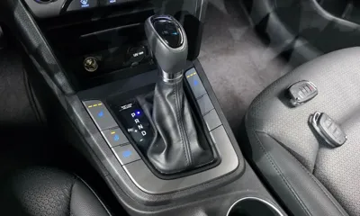 Hyundai Avante 2016, 52846 км, за 7089.41 USD - фото 9