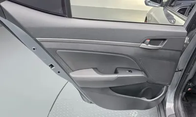 Hyundai Avante 2016, 52846 км, за 7089.41 USD - фото 22
