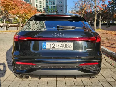 Audi Q5 2025, 12 км, за 61106.39 USD
