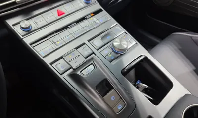 Hyundai Nexo 2022, 50227 км, за 14311.75 USD - фото 9