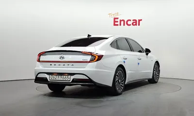 Hyundai Sonata 2020, 103357 км, за 12473.72 USD
