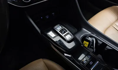 Hyundai Sonata 2020, 103357 км, за 12473.72 USD - фото 9