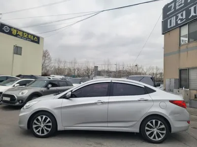 Hyundai Accent 2015, 92471 км, за 3812.35 USD - фото 8