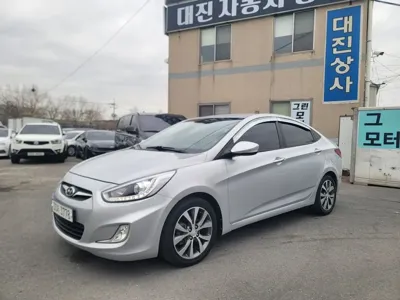 Hyundai Accent 2015, 92471 км, за 3812.35 USD - фото 9