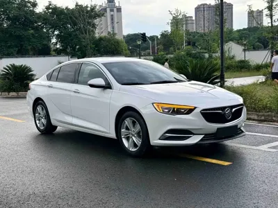 Buick Regal 2019, 71000 км, за 6327.13 USD