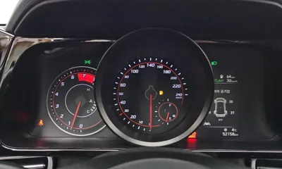 Hyundai Avante 2021, 52158 км, за 10473.6 USD - фото 8