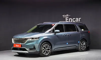 Kia Canival · 2021 год