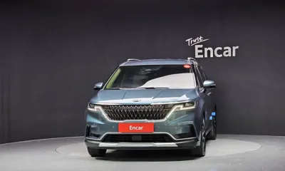 Kia Canival 2021, 81647 км, за 16114.18 USD