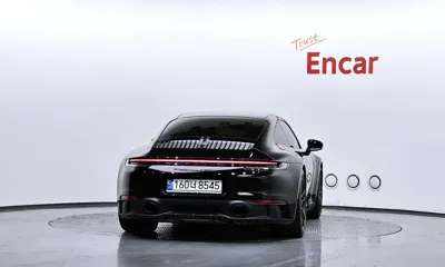 Porsche 911 2023, 18384 км, за 136807.89 USD