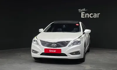 Hyundai Grandeur 2014, 122362 км, за 3116.06 USD