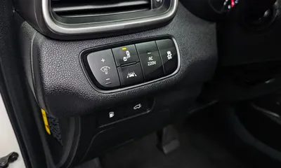 Kia Sorento 2015, 143000 км, за 7491.86 USD - фото 16