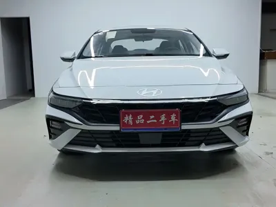 Hyundai Elantra 2025, 600 км, за 11889.12 USD