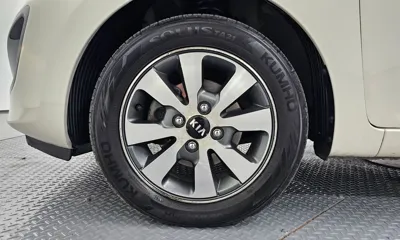 Kia Morning 2013, 110836 км, за 3250.34 USD