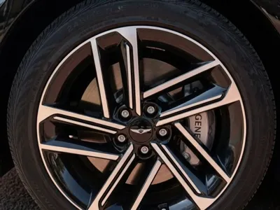 Genesis G80 2026, 4800 км, за 26486.81 USD