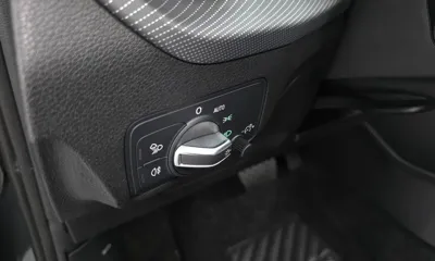 Audi Q2 2023, 6562 км, за 23127.05 USD - фото 29