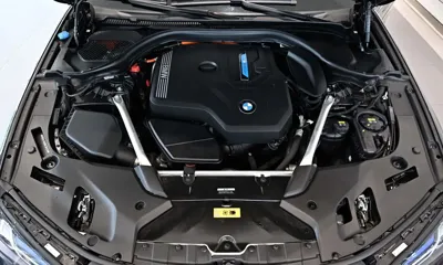 BMW 5-Series 2022, 39643 км, за 26346.63 USD - фото 6