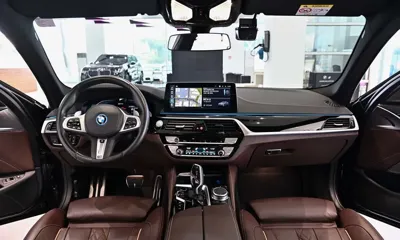 BMW 5-Series 2022, 39643 км, за 26346.63 USD - фото 8