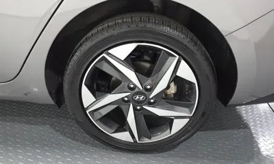 Hyundai Avante 2022, 39027 км, за 15622.95 USD - фото 21