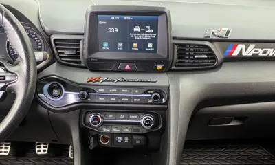 Hyundai Veloster 2020, 34390 км, за 12143.89 USD - фото 14