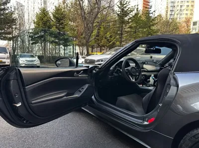 Mazda MX-5 Miata 2020, 45034 км, за 25027.62 USD - фото 16
