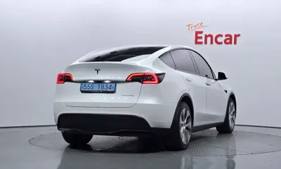 Tesla Model Y 2022, 73495 км, за 26208.61 USD