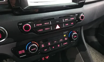 Kia Niro 2017, 104016 км, за 7296.42 USD - фото 16