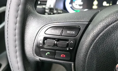 Kia Niro 2017, 104016 км, за 7296.42 USD - фото 17