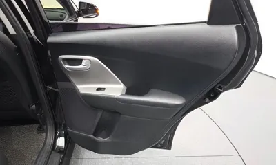 Kia Niro 2017, 104016 км, за 7296.42 USD - фото 25