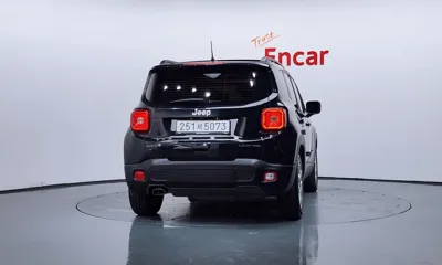 Jeep Renegade 2020, 42022 км, за 9839.83 USD