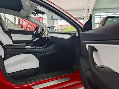 Tesla Model 3 2020, 57300 км, за 14537.68 USD - фото 16