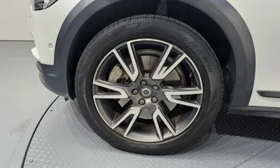 Volvo V90 2019, 155338 км, за 14039.72 USD