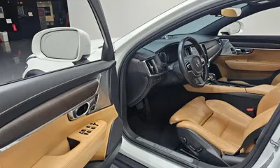 Volvo V90 2019, 155338 км, за 14039.72 USD - фото 11