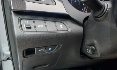 Hyundai Grandeur 2016, 122791 км, за 7548.9 USD - фото 16