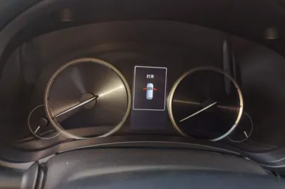Lexus NX 2017, 100600 км, за 21293 USD