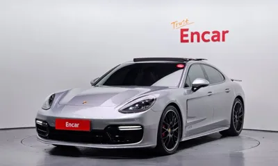 Porsche Panamera · 2019 год