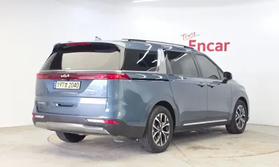Kia Canival 2023, 47426 км, за 15107.11 USD