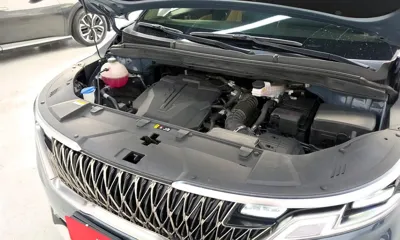 Kia Canival 2023, 47426 км, за 15107.11 USD - фото 6